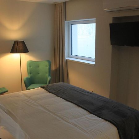 Novabila Guesthouse Vila Real Eksteriør billede