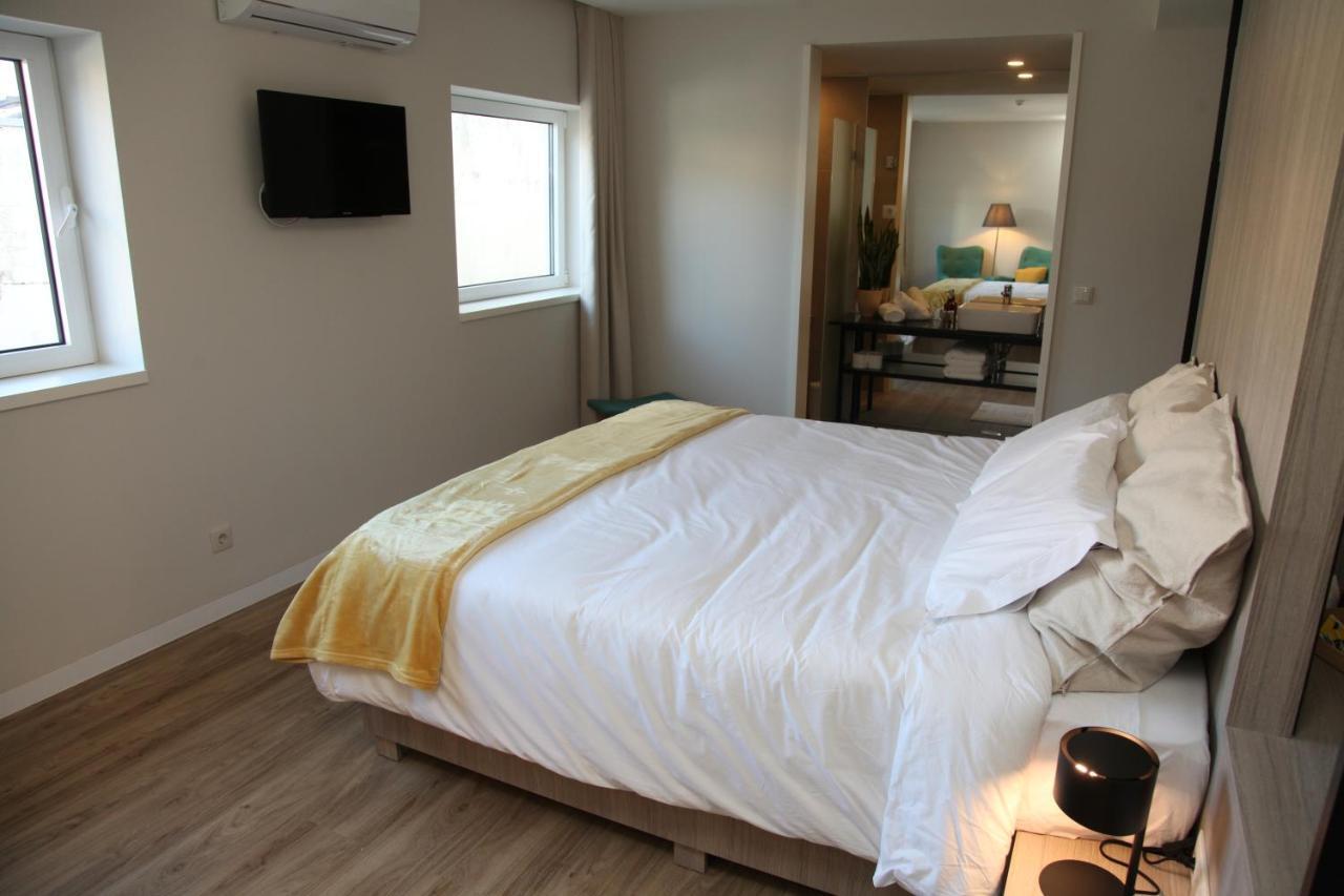 Novabila Guesthouse Vila Real Eksteriør billede